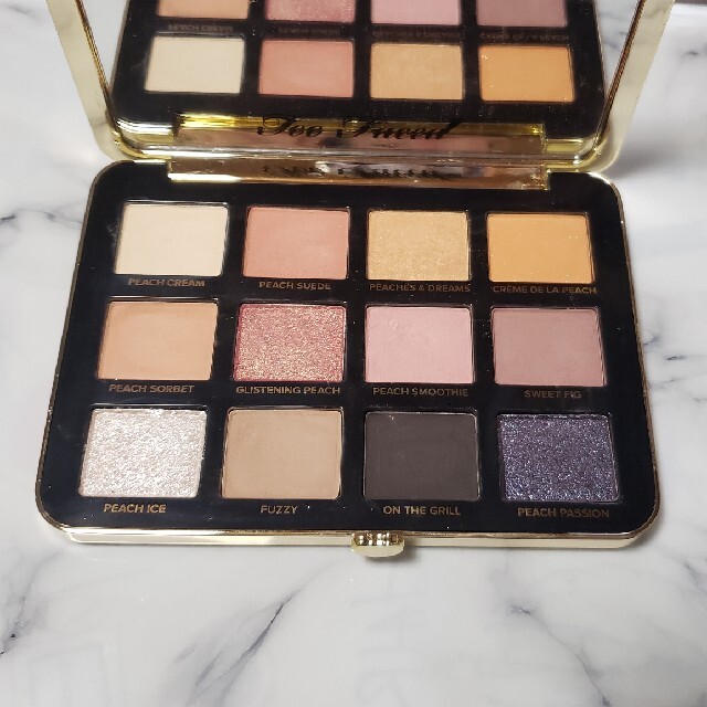 Too Faced(トゥフェイス)のTooFaced ホワイトピーチ コスメ/美容のベースメイク/化粧品(アイシャドウ)の商品写真