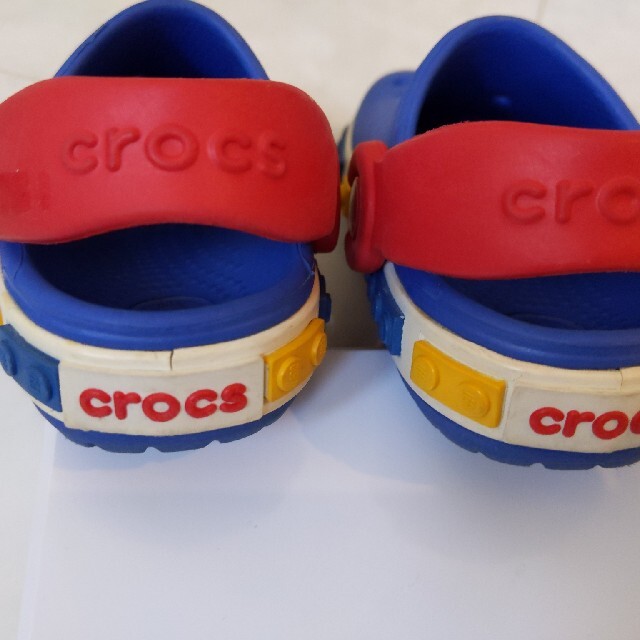 crocs(クロックス)のクロックス 海外 レゴ 4c5 ？ キッズ/ベビー/マタニティのベビー靴/シューズ(~14cm)(サンダル)の商品写真