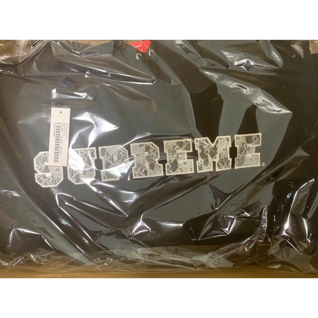 Supreme(シュプリーム)の【新品】★即完★タグ付★Supreme LaceHoodedSweatshirt メンズのトップス(パーカー)の商品写真