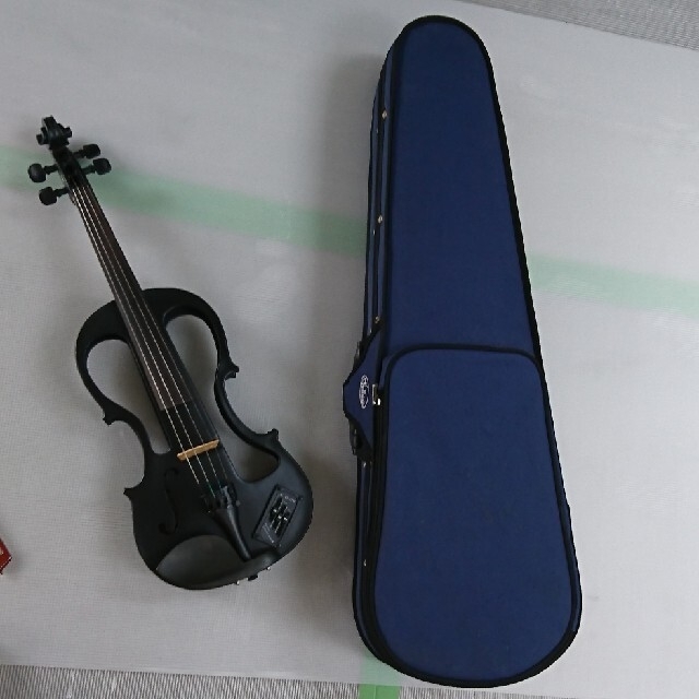 エレキバイオリン EV-30 楽器の弦楽器(ヴァイオリン)の商品写真