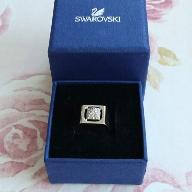 SWAROVSKI(スワロフスキー)の♡SWAROVSKI♥リング♥スワロフスキー レディースのアクセサリー(リング(指輪))の商品写真