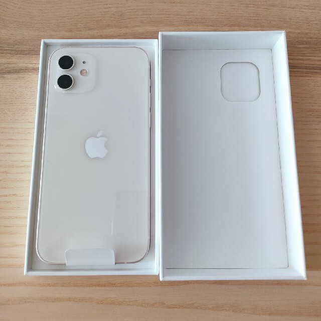 2022春の新作 【新品未使用】iPhone12 白 SIMロック解除済 スマートフォン本体 2