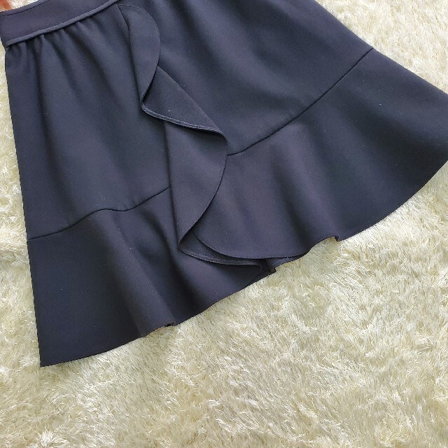 めにどうぞ RED VALENTINO - RED VALENTINO フリルスカート レッド