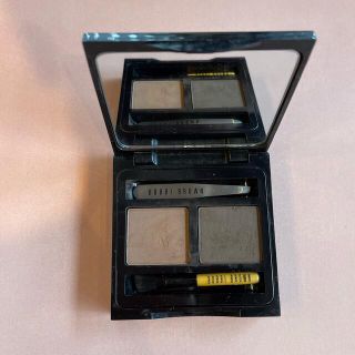 ボビイブラウン(BOBBI BROWN)のボビイブラウン ブローキット 02(パウダーアイブロウ)