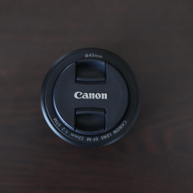超美品 Canon キヤノン EF-M22mm F2 STM ブラック 超美品 Canon キヤノン EF-M22mm F2 STM ブラック