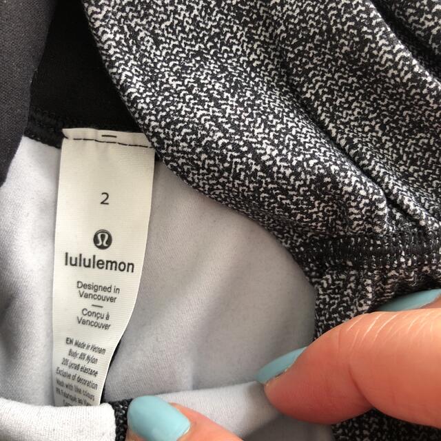 Lululemon ルルレモンアスレティカ　クロップド　レギンス