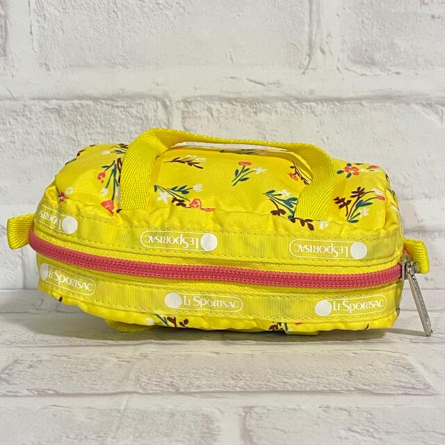 LeSportsac(レスポートサック)のレスポートサック　MICRO BAG 取手付きポーチ　黄色　花　メイクポーチ レディースのファッション小物(ポーチ)の商品写真