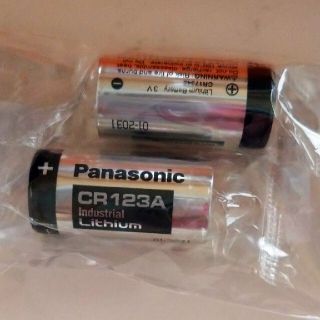 パナソニック(Panasonic)のPanasonic CR123A リチウム電池(バッテリー/充電器)