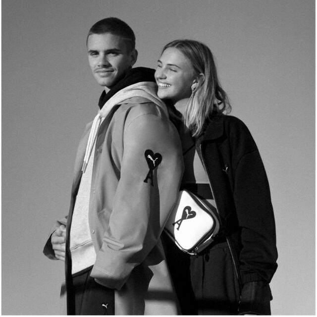 PUMA - ☆人気 ショルダーバッグ☆PUMA × AMI PARISの通販 by PUMA - ☆人気 ショルダーバッグ☆PUMA × AMI PARISの通販 by