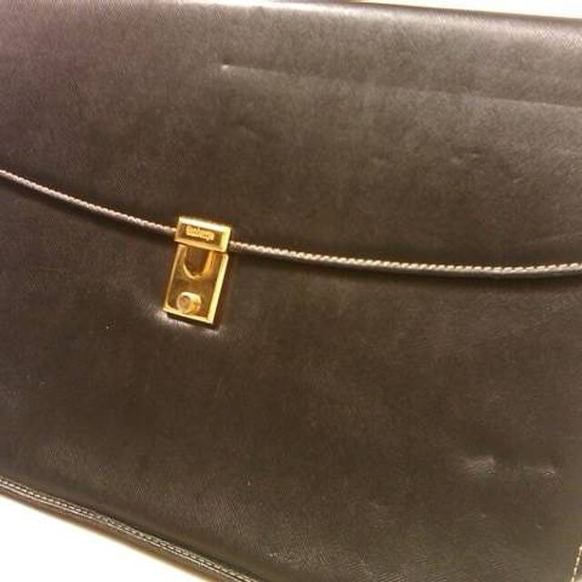 BURBERRY - Burberry's(バーバリーズ) ブラック レザー 大判セカンド