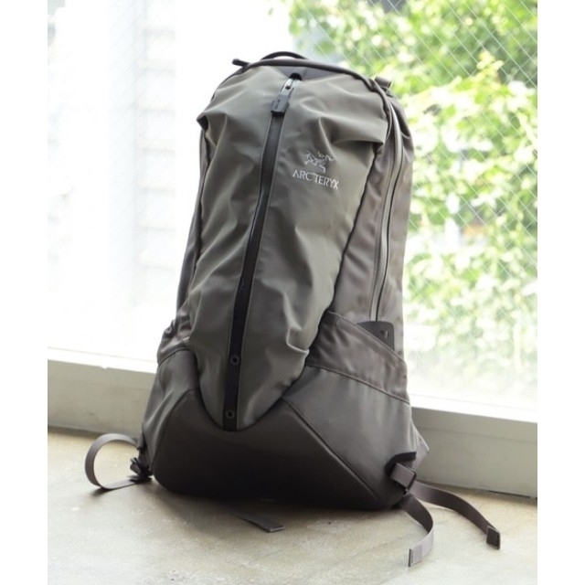 ARC'TERYX - 【新品】リュック ARC'TERYX × BEAMS / 別注 Arro 22の ...