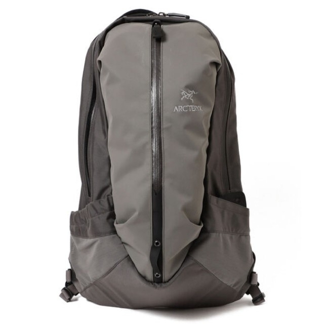 ARC'TERYX(アークテリクス)の【新品】リュック ARC’TERYX × BEAMS / 別注 Arro 22 メンズのバッグ(バッグパック/リュック)の商品写真