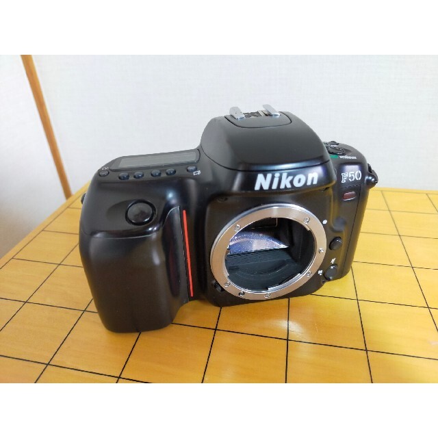 Nikon(ニコン)のニコン F50D ブラック ジャンク品 スマホ/家電/カメラのカメラ(フィルムカメラ)の商品写真