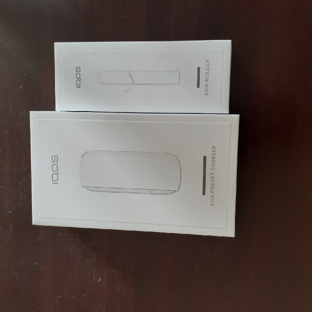 IQOS(アイコス)のあずき様専用　　IQOS 3 DUOベルベットグレー　新品未開封と中古の2セット メンズのファッション小物(タバコグッズ)の商品写真