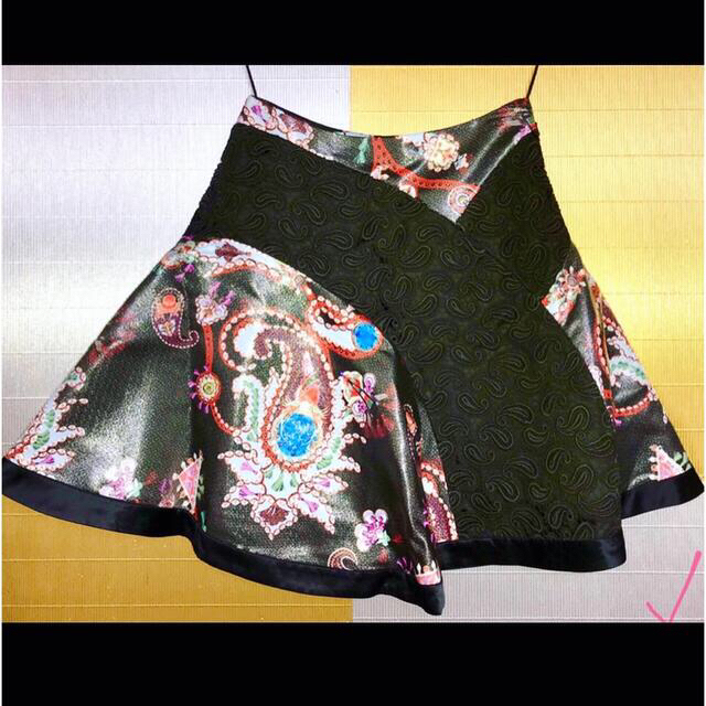 新品25万/メアリーカトランズ/2015 AW〜paisley スカート レディースのスカート(ミニスカート)の商品写真