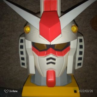 バンダイ(BANDAI)の激レア！！光る！！唸る！！動体検知センサー付きガンダムヘッド(プラモデル)