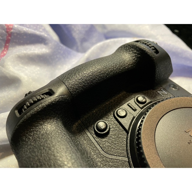 Nikon(ニコン)の専用】Nikon ニコン Z9 ミラーレス一眼 スマホ/家電/カメラのカメラ(ミラーレス一眼)の商品写真