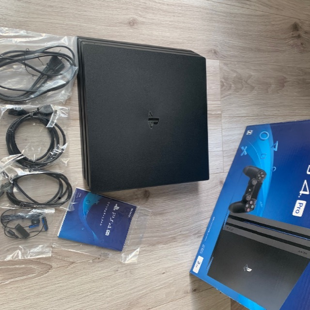 PlayStation4 Pro PS4 本体 CUH-7200 2T - 家庭用ゲーム機本体