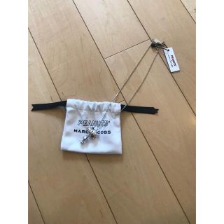 マークジェイコブス(MARC JACOBS)の【MARC JACOBS】スヌーピー　コラボ　ネックレス　シルバー(ネックレス)