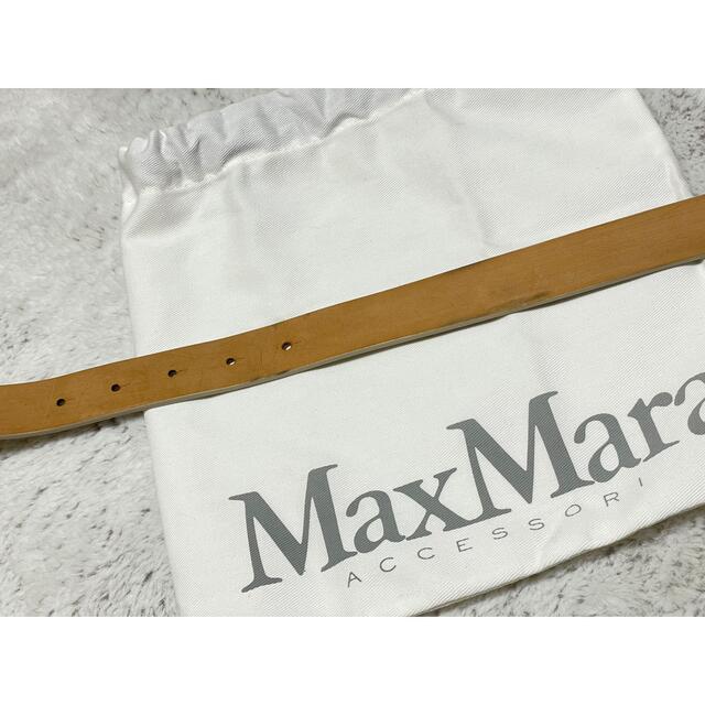 Max Mara(マックスマーラ)のMaxmara Mゴールド金具 ベルト レディースのファッション小物(ベルト)の商品写真