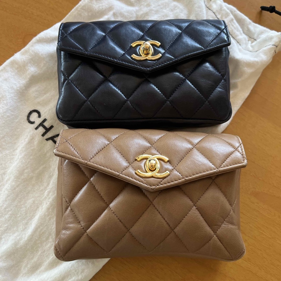 CHANEL - 【ビンテージ】2個お纏めCHANEL シャネルウエスト CHANEL - 【ビンテージ】2個お纏めCHANEL シャネルウエスト