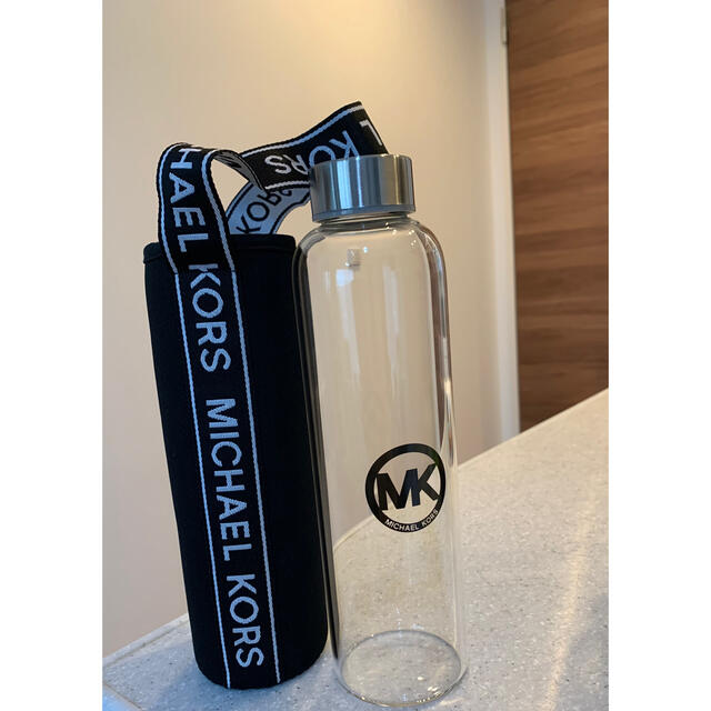 MICHAEL KORS - 新品 マイケルコースのウォーターボトル ボトル MICHAEL KORS - 新品 マイケルコースのウォーターボトル ボトル