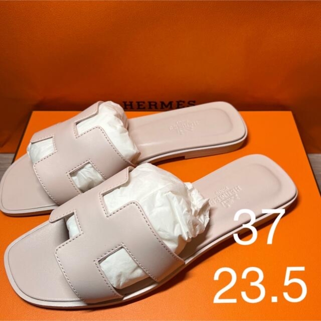 Hermes(エルメス)の【新品未使用】エルメス　オラン　薄ピンク　37 23.5 レディースの靴/シューズ(サンダル)の商品写真