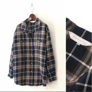 バーバリー(BURBERRY)のBurberry チェックシャツ　ネイビー系Lサイズ　レディース(シャツ/ブラウス(長袖/七分))