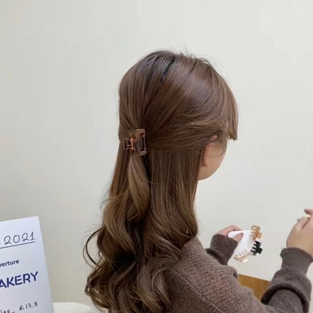 【新品未使用】韓国　ミニサイズ　ヘアクリップ　バレッタ #43 ♡♡4cm♡♡ レディースのヘアアクセサリー(バレッタ/ヘアクリップ)の商品写真