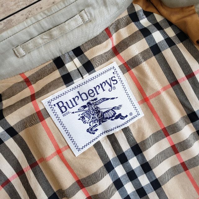 BURBERRY(バーバリー)のバーバリーズ ☆ コットン ワッシャー加工 ロングコート 9A3 ライトカーキ レディースのジャケット/アウター(ロングコート)の商品写真