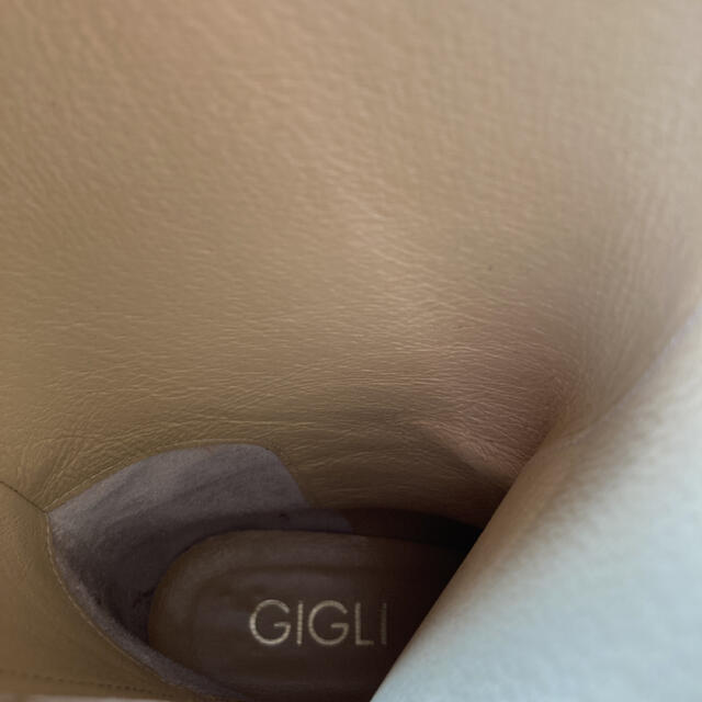 ROMEO GIGLI(ロメオジリ)のロングブーツ キャメル レディースの靴/シューズ(ブーツ)の商品写真
