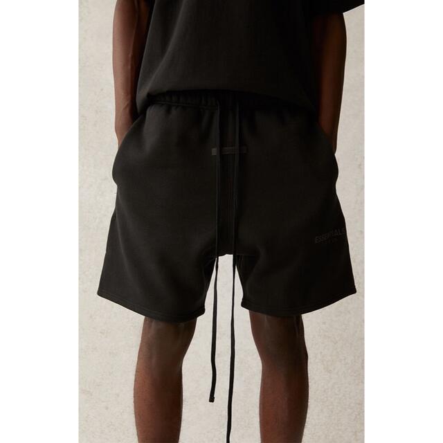 FEAR OF GOD(フィアオブゴッド)のFOG - Essentials Logo Sweat shorts / M メンズのパンツ(ショートパンツ)の商品写真