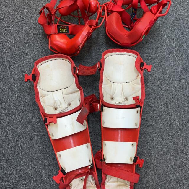 ZETT - 赤 レッド キャッチャーマスク 面 レガース のみ セット ZETT - 赤 レッド キャッチャーマスク 面 レガース のみ セット