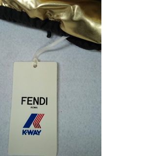 ●新品/正規品● FENDI x K-Way FFプリント フード ジャケット