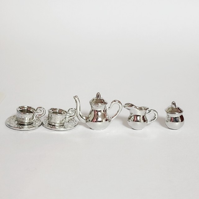 【ミニチュア】銀食器セット　ティー　1セット【新品未使用】 ハンドメイドのおもちゃ(ミニチュア)の商品写真