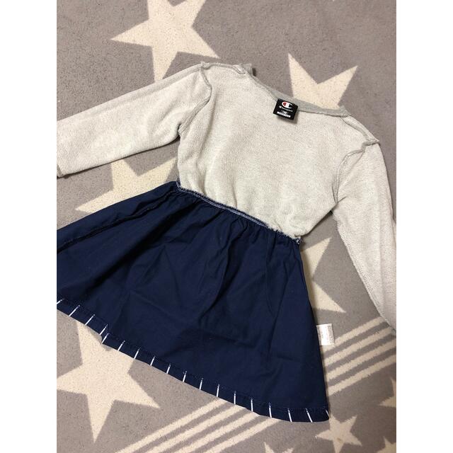 Champion(チャンピオン)の【専用】チャンピオン　ワンピース　サイズ100 キッズ/ベビー/マタニティのキッズ服女の子用(90cm~)(ワンピース)の商品写真