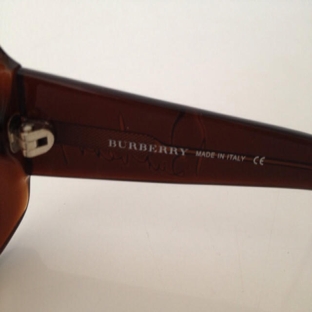 BURBERRY(バーバリー)のバーバリー サングラス レディースのファッション小物(サングラス/メガネ)の商品写真