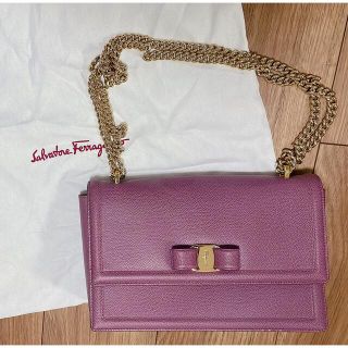 サルヴァトーレフェラガモ(Salvatore Ferragamo)のチャーリー様専用(ショルダーバッグ)