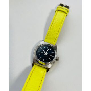 ニクソン(NIXON)の【電池新品の未使用品】NIXONのSMALL TIME TELLER ！(腕時計)