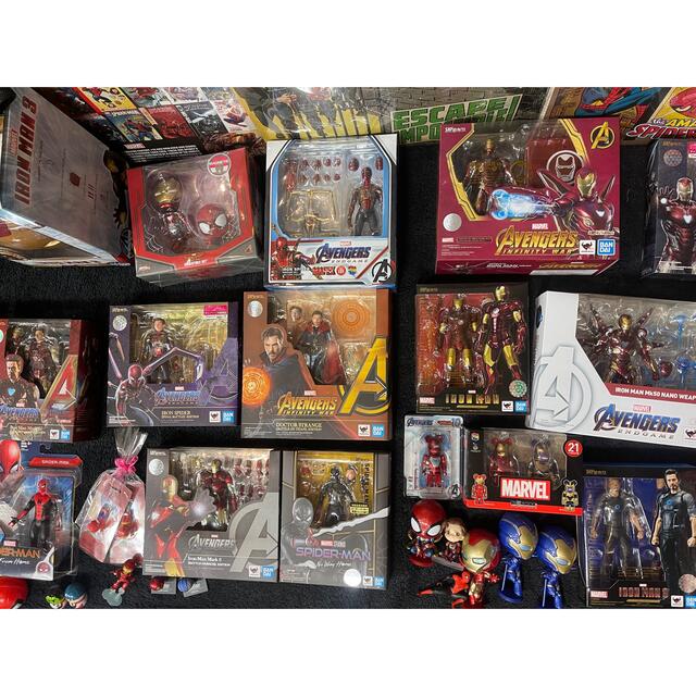 BANDAI - アイアンマンとスパイダーマンのグッズの通販 by shop