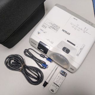 エプソン(EPSON)のEPSON EB-536WT 超単焦点 液晶プロジェクター <22M26>(プロジェクター)