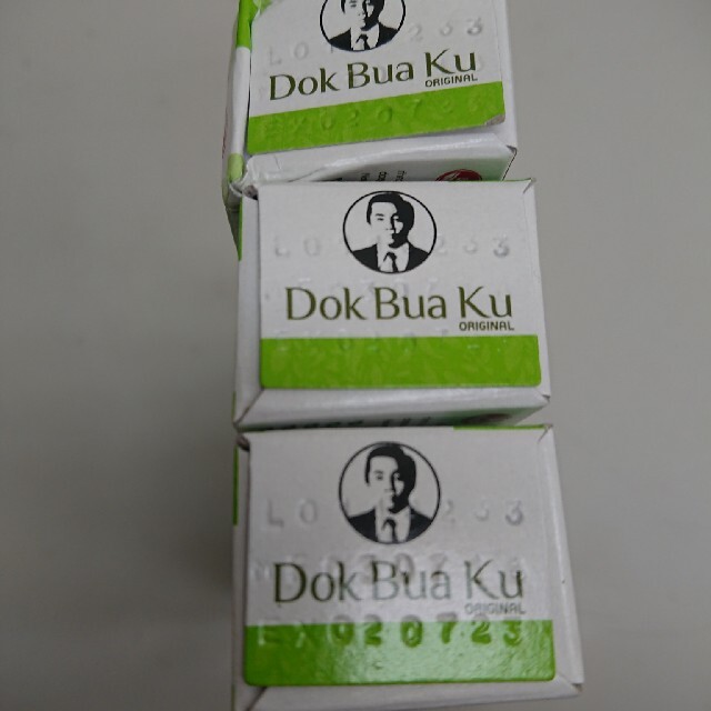 120g Dok Bua Ku (ドブワコゥ） タイ 歯磨き粉ホワイトニング コスメ/美容のオーラルケア(歯磨き粉)の商品写真