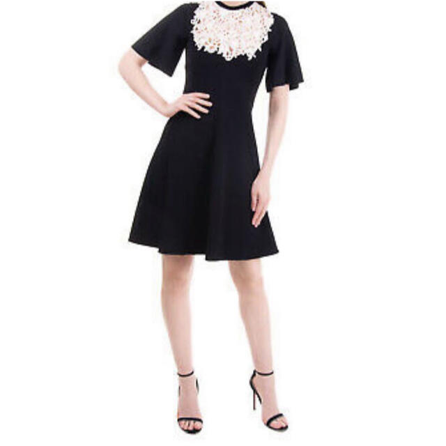 VALENTINO - 新品未使用 VALENTINOレースドレスワンピースの通販 by VALENTINO - 新品未使用 VALENTINOレースドレスワンピースの通販 by