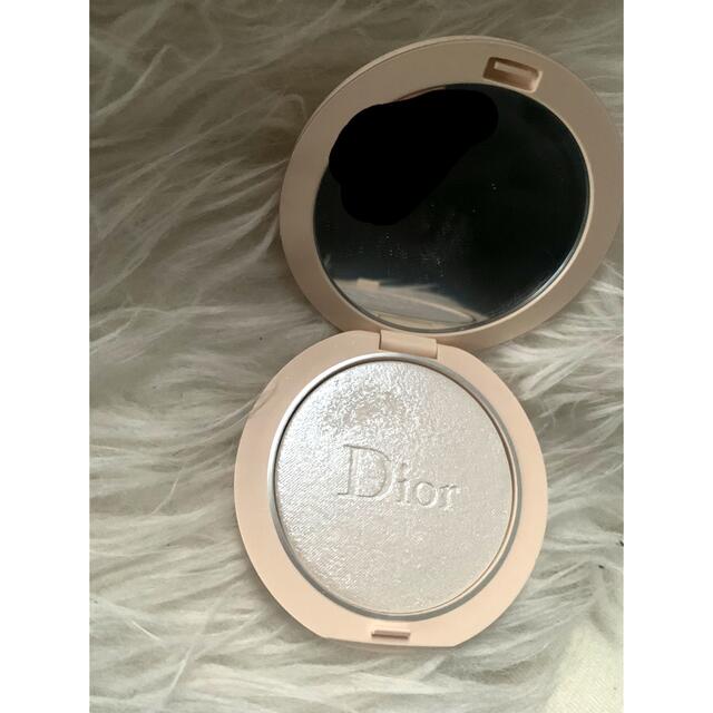 Dior(ディオール)のDior  クチュール　ルミナイザー03 コスメ/美容のベースメイク/化粧品(フェイスパウダー)の商品写真