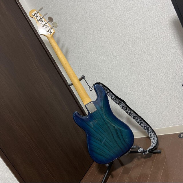 Fender(フェンダー)のFgn フジゲン プレシジョンベース　ブルー  NPB10BAH おまけ付き 楽器のベース(エレキベース)の商品写真