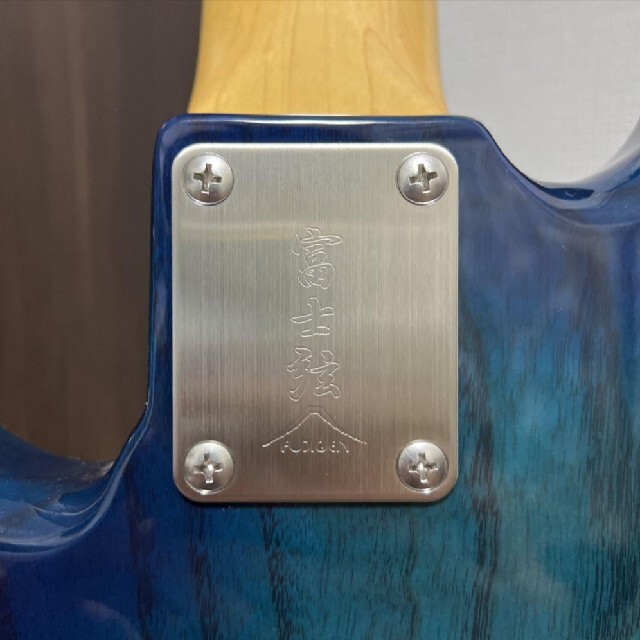 Fender(フェンダー)のFgn フジゲン プレシジョンベース　ブルー  NPB10BAH おまけ付き 楽器のベース(エレキベース)の商品写真