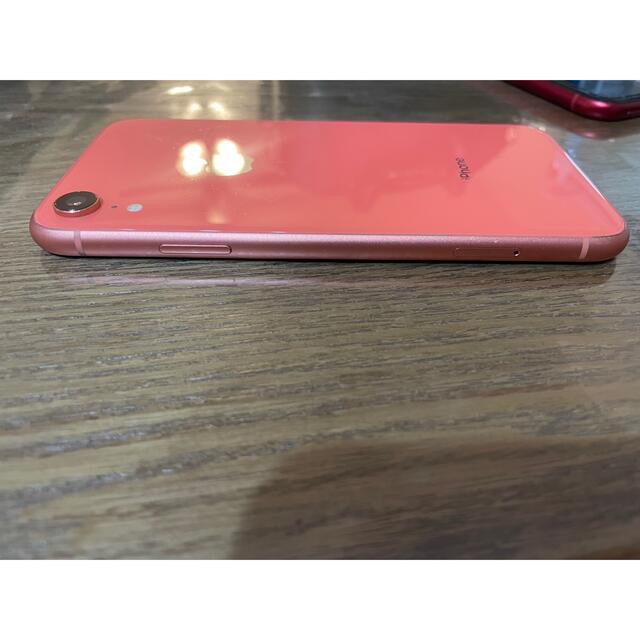 Apple(アップル)の※専用です  iPhone XR コーラル スマホ/家電/カメラのスマートフォン/携帯電話(スマートフォン本体)の商品写真