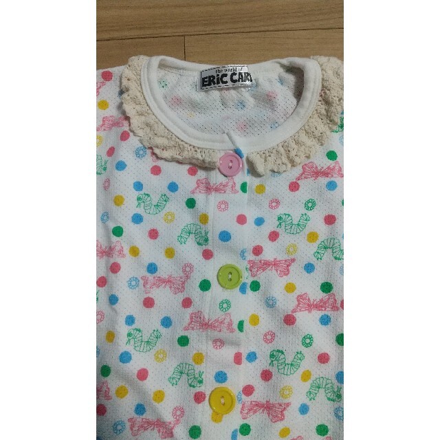 美品 はらぺこあおむし カーディガン 100 キッズ/ベビー/マタニティのキッズ服女の子用(90cm~)(カーディガン)の商品写真