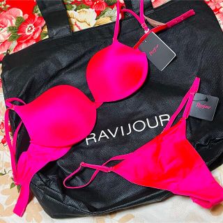 ラヴィジュール(Ravijour)の★Ravijour★シームレスブラショーツ★Tバックパンツ下着★ショップ袋付き★(ブラ&ショーツセット)