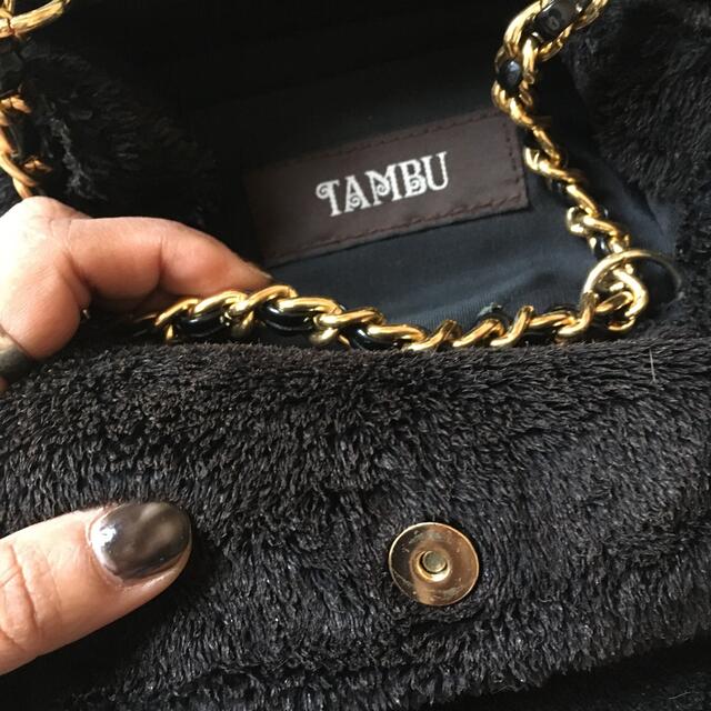 UNITED ARROWS(ユナイテッドアローズ)のTAMBU ネイビー ファー ブルー メタリック チェーン ショルダーバッグ  レディースのバッグ(ショルダーバッグ)の商品写真